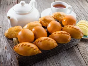 ПИРОЖОК С СЫРОМ И ВЕТЧИНОЙ